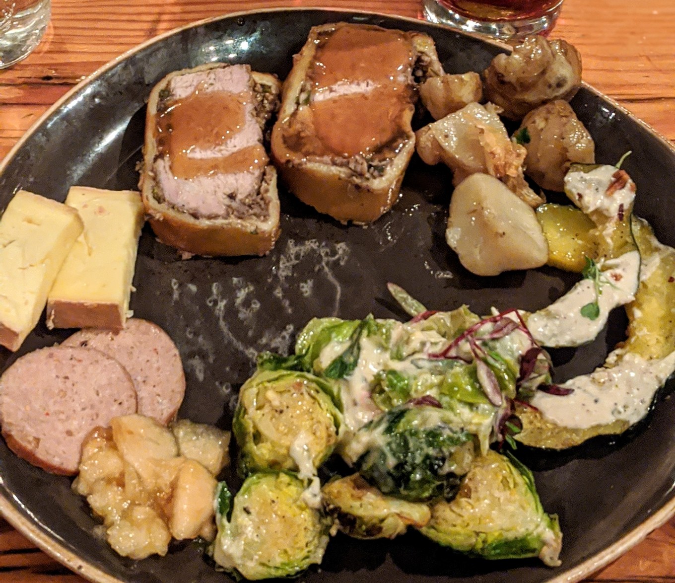 00100lrportrait_00100_burst20200201182817980_cover